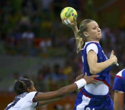 Одним из самых ярких и напряженных стал полуфинал по женскому гандболу на олимпиаде в рио Олимпийские игры в рио гандбол